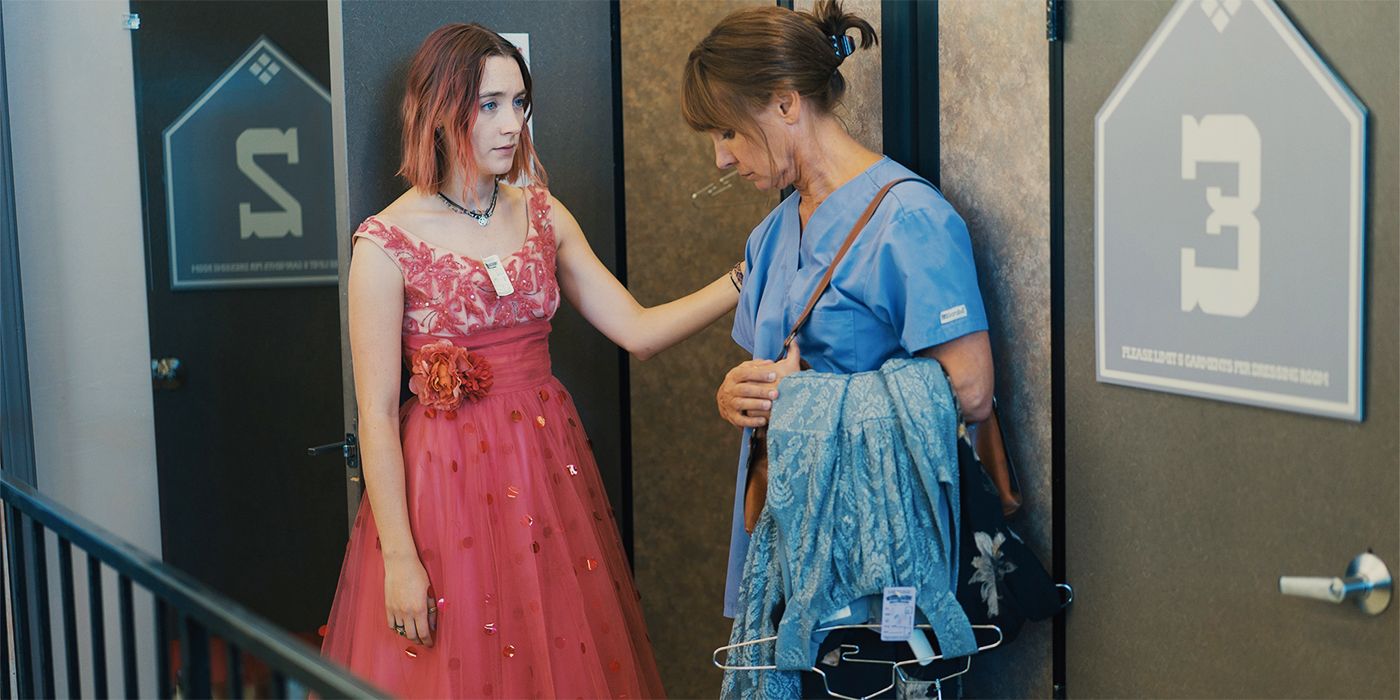 Lady Bird and her mother talking in Lady Bird.