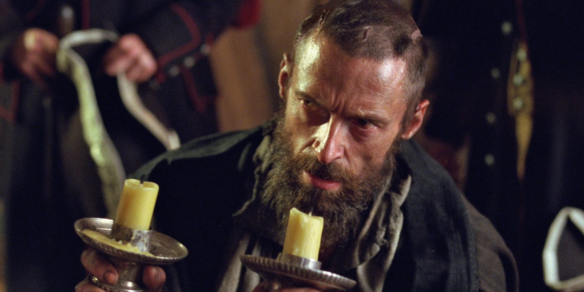 Hugh Jackman dans le rôle de Jean Valjean, ruiné.