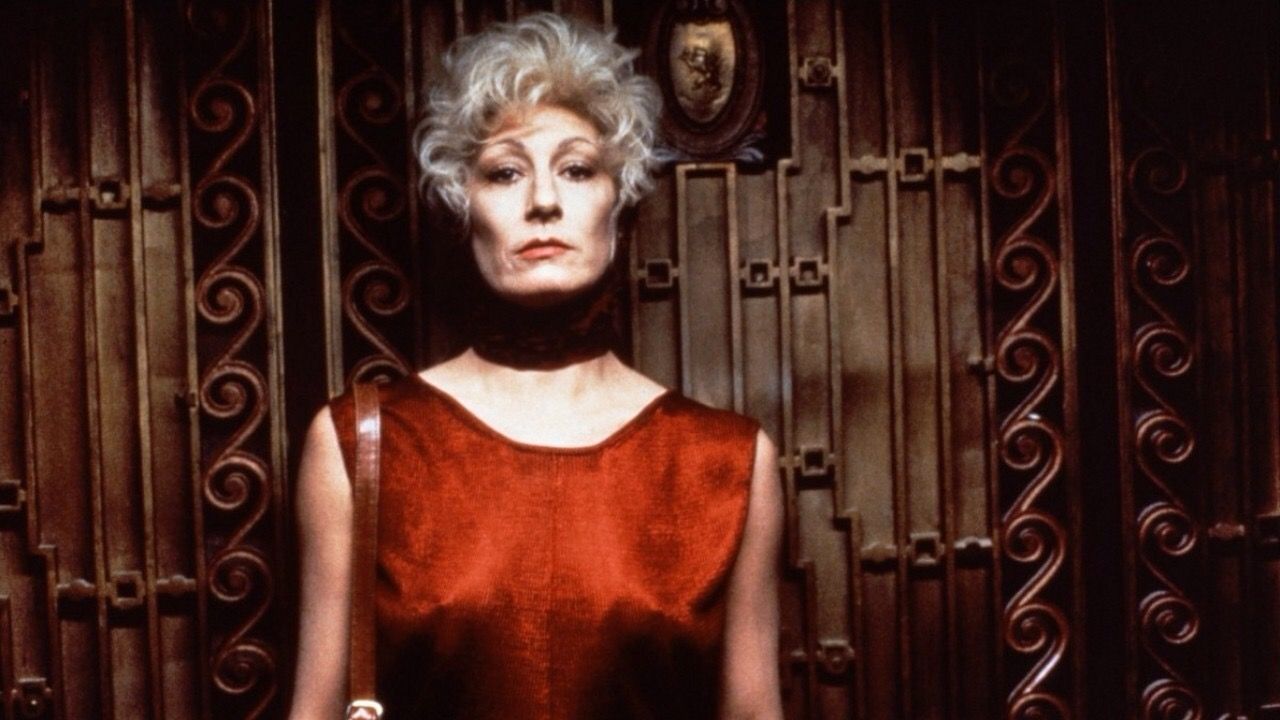 Anjelica Huston in The Grifters