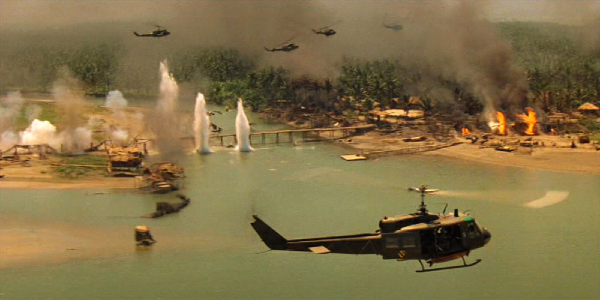 Scène d'hélicoptère d'Apocalypse Now