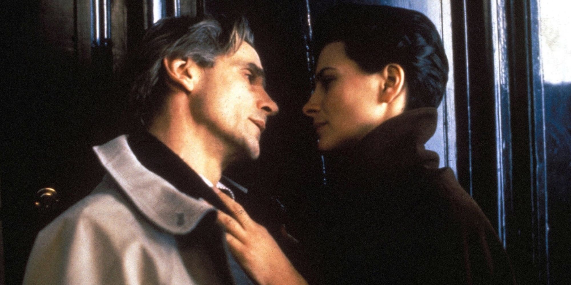 Jeremy Irons and Juliette Binoche as Dr. Fleming and Anna in Damage