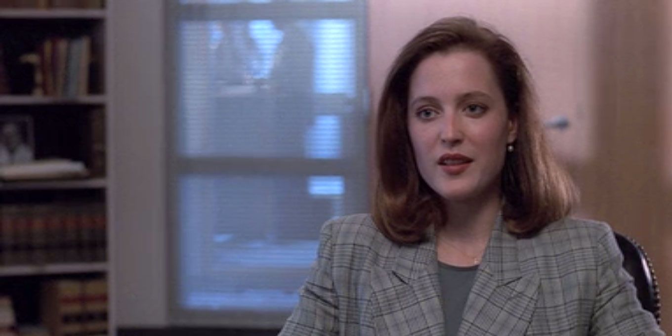Gillian Anderson sebagai Dana Scully dalam The X-Files