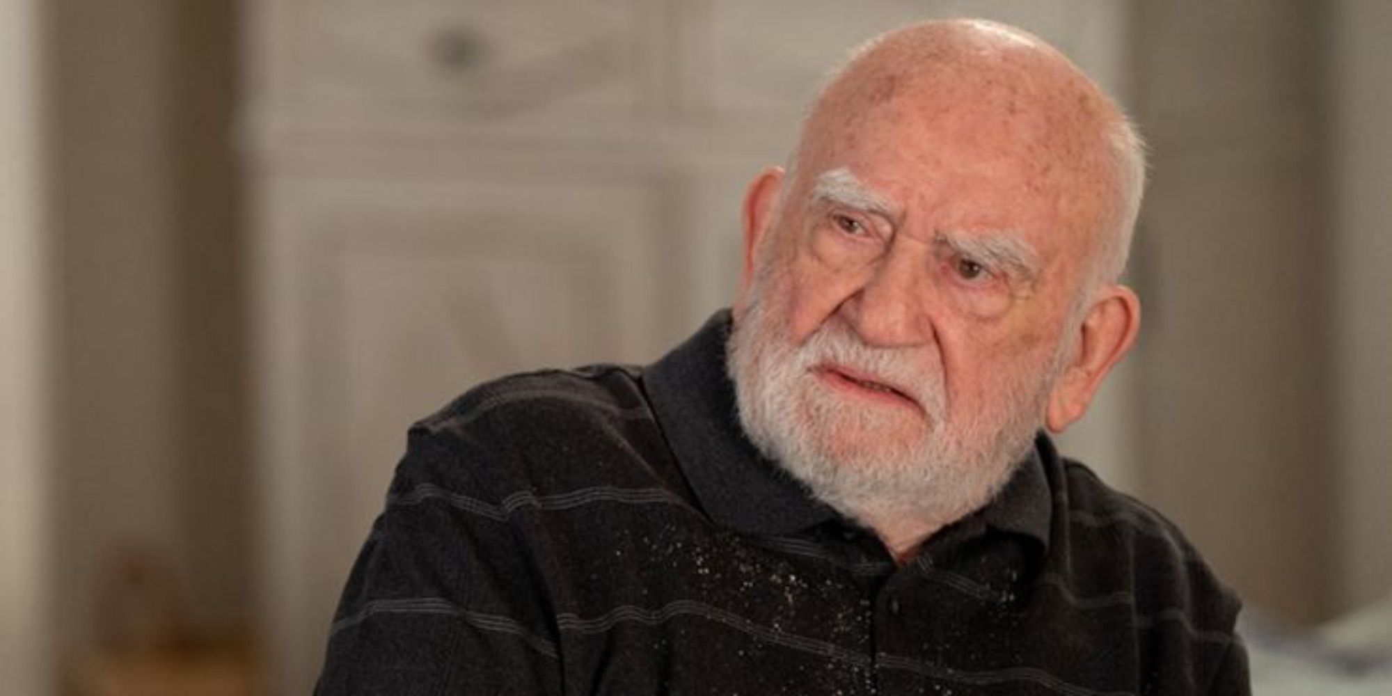 Ed Asner as Howard on Grace and Frankie