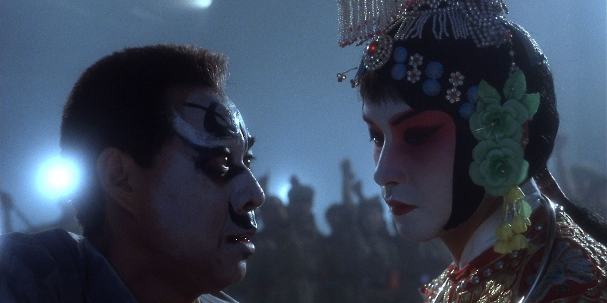 Zhang Feng-Yi and Leslie Cheung in Farewell my concubine