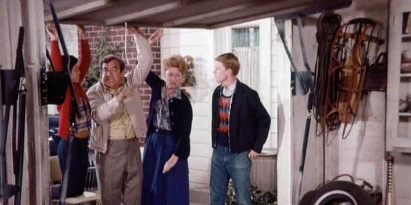 Ron Howard, Marion Ross, Tom Bosley, and Erin Moran in 'Happy Days'