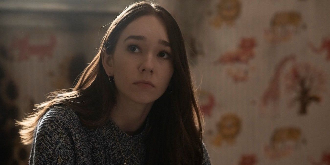 Holly Taylor in Manifest 