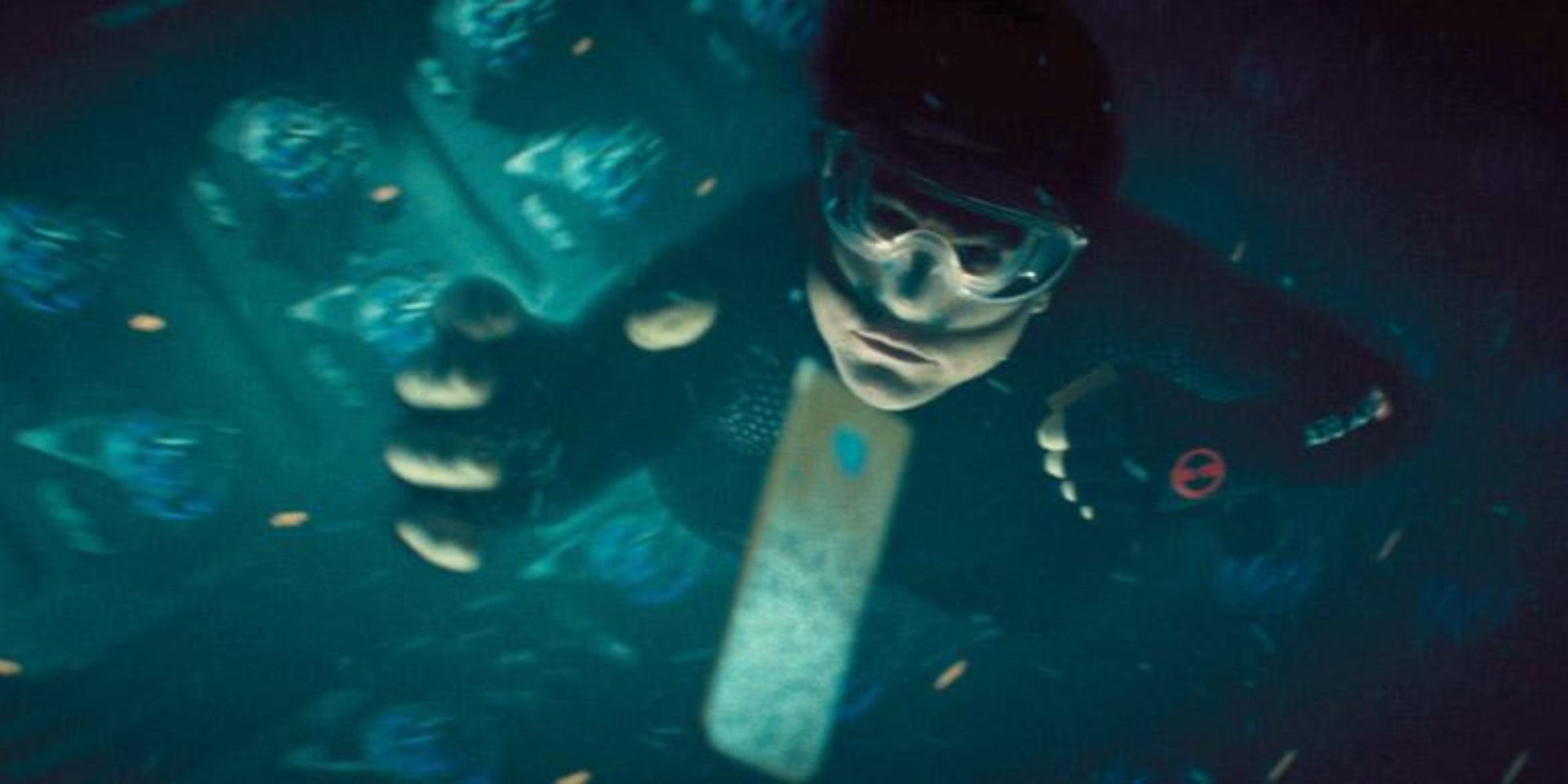 Ethan Hunt underwater mission 