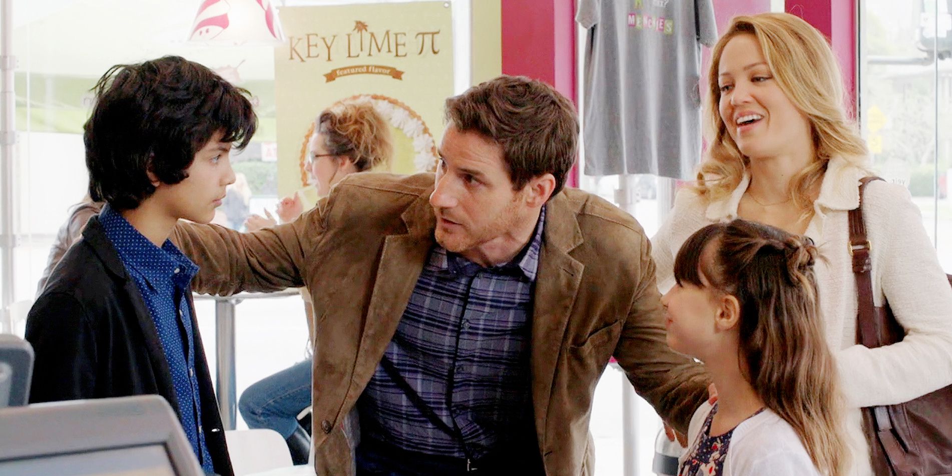 Joel and Julia Take Victor and Sydney Out For Ice Cream on Parenthood