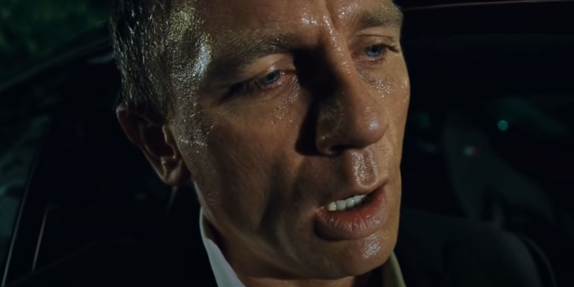 Daniel Craigs 007 sweats as he attempts to keep himself alive