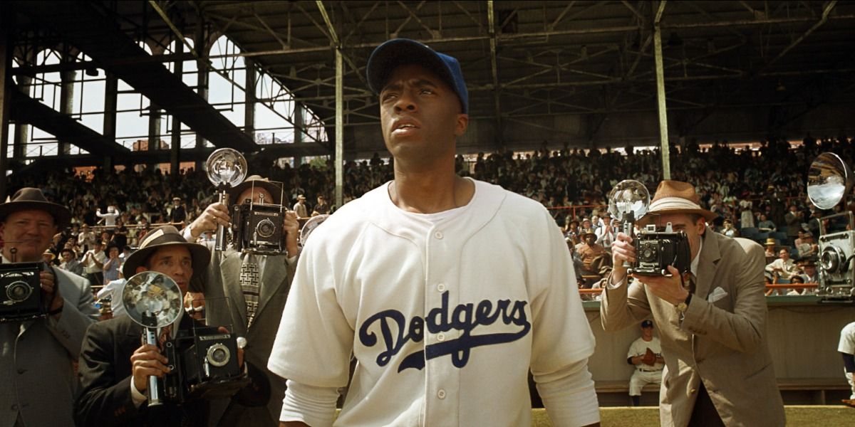 chadwick-boseman-jackie-robinson-42