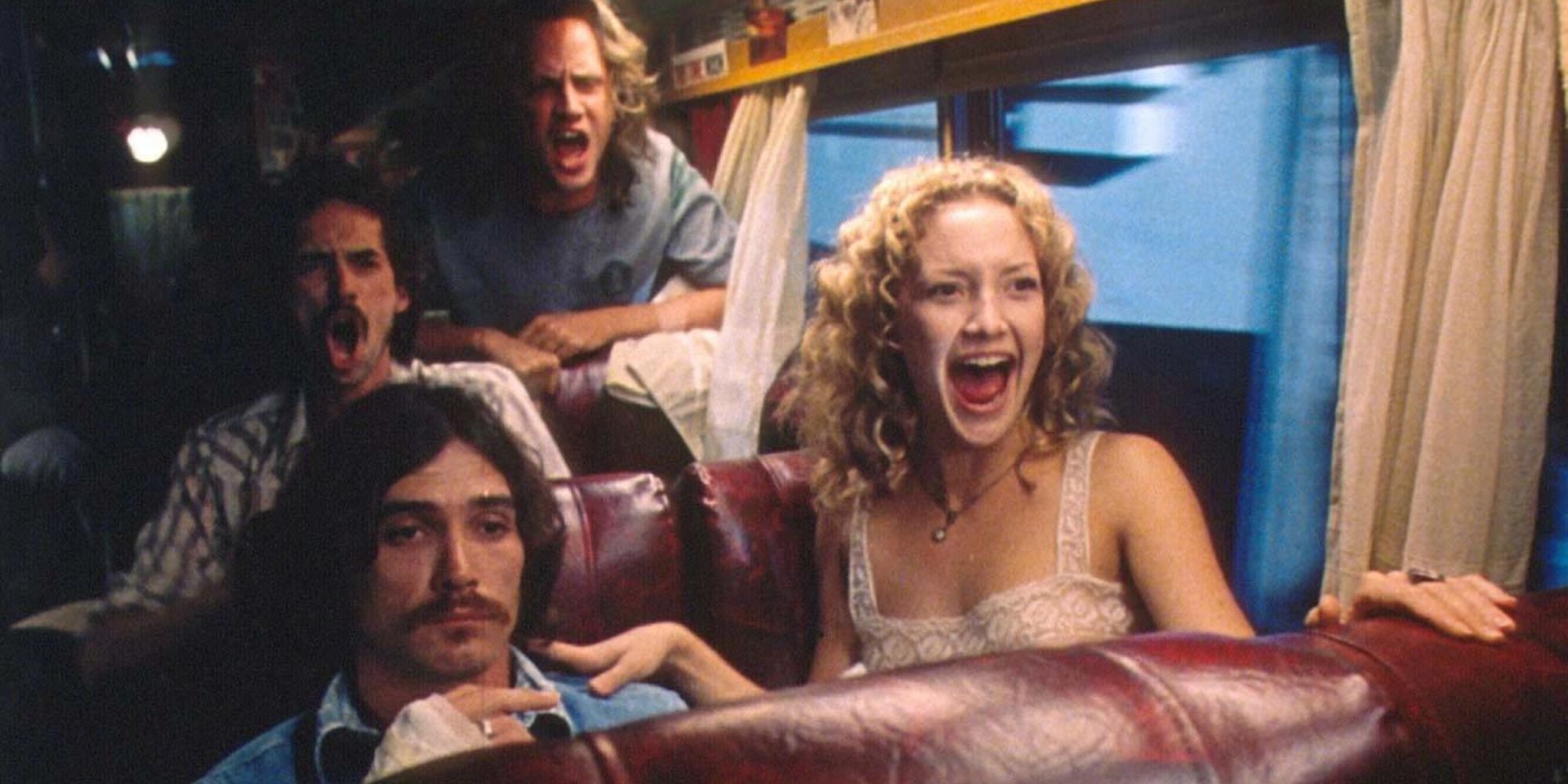 russell and penny in almost famous as the bus crashes the fence