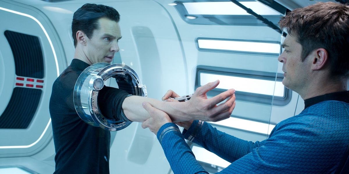 Benedict Cumberbatch in Star Trek Into Darkness