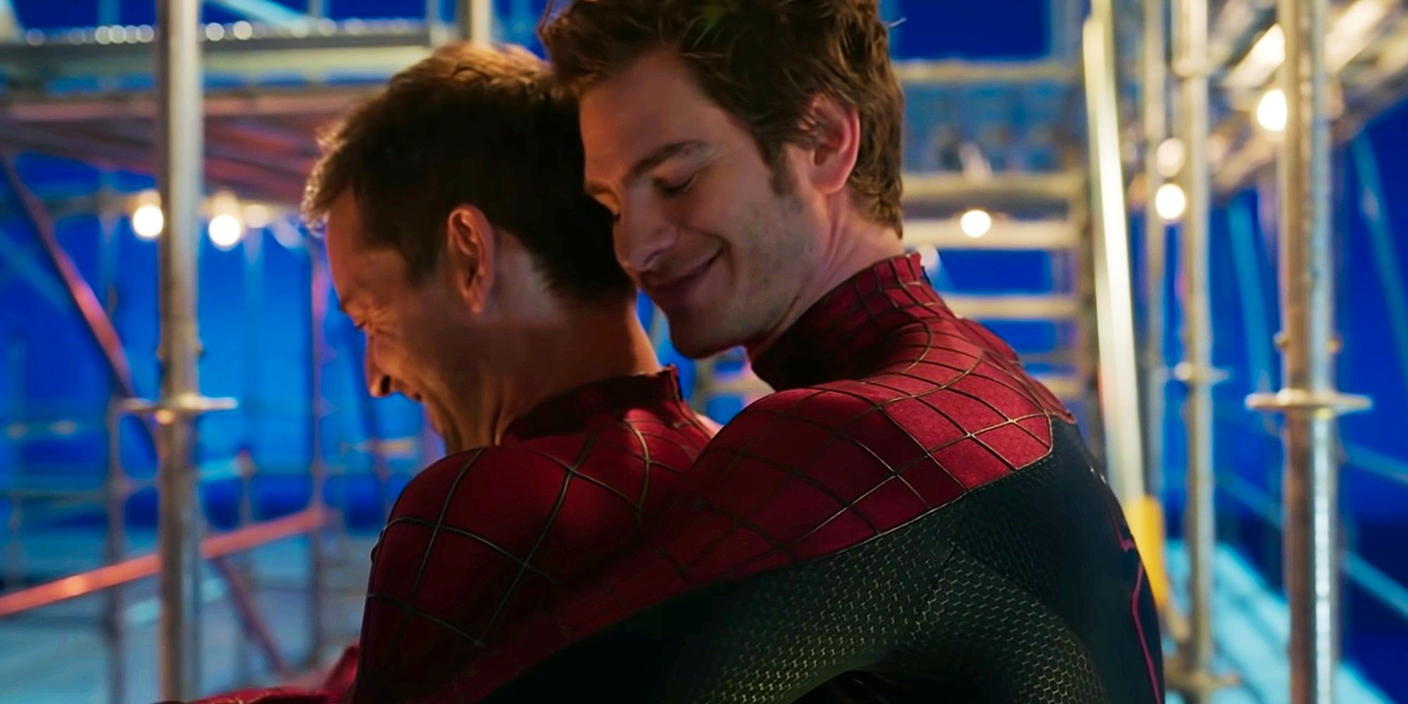 tobey and andrew hug in no way home bloopers