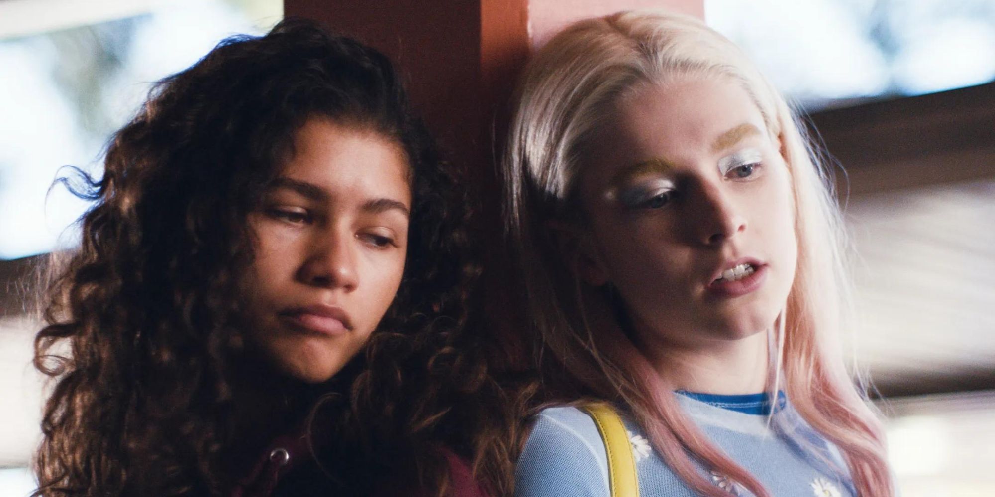 Rue and Cassie from Euphoria sitting together