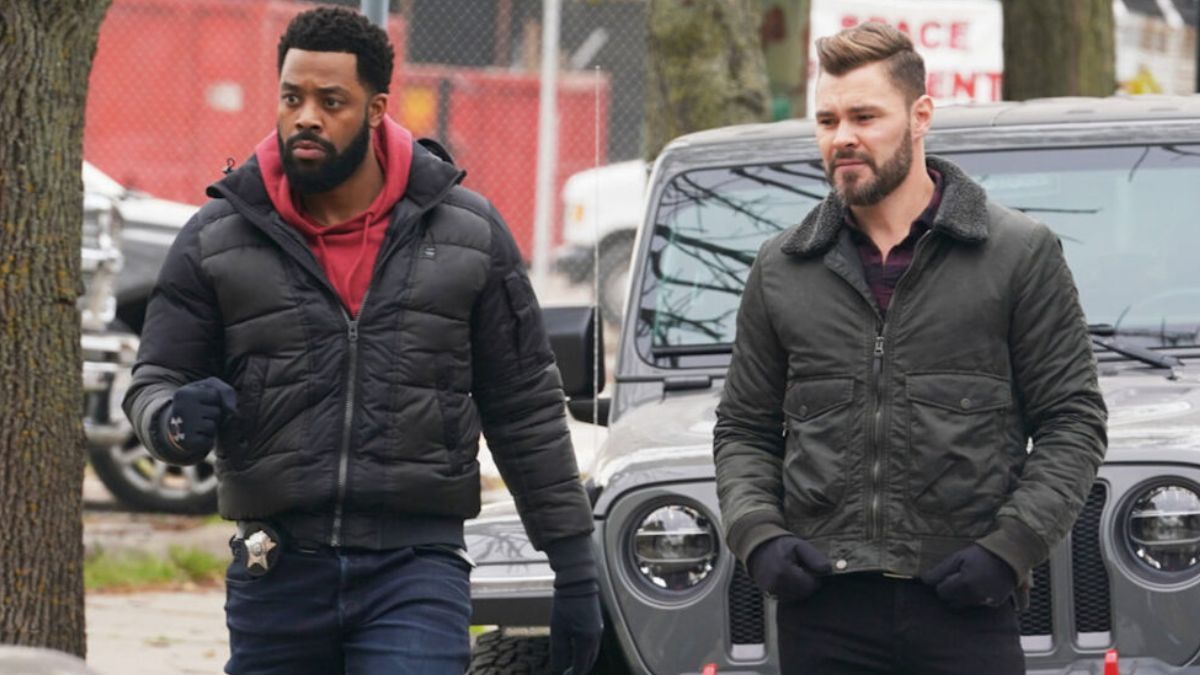 Kevin Atwater (LaRoyce Hawkins) and Ruzek (Patrick Flueger) on 'Chicago P.D.'