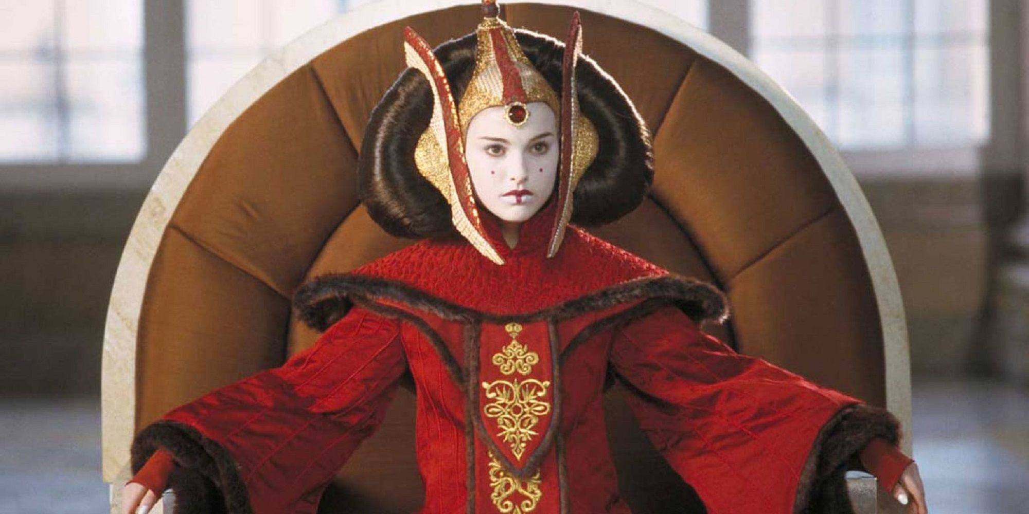 Padme Amidala sitting at her throne in Star Wars: Episode I - The Phantom Menace.