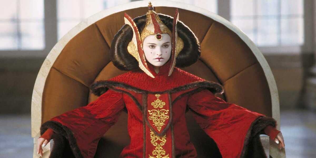 Queen Amidala (Natalie Portman) sits on her throne in Phantom Menace