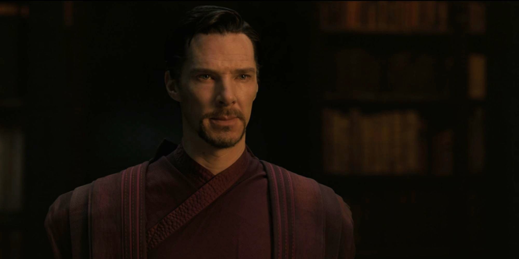 Stephen Strange standing still and looking serious in Doctor Strange.