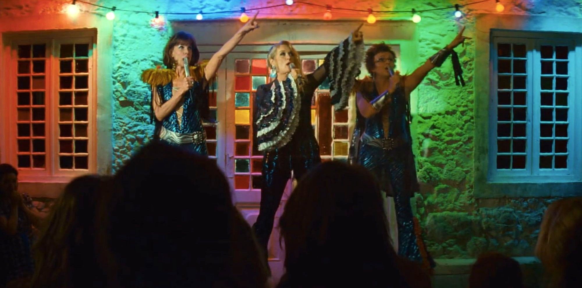 Christine Baranski, Meryl Streep and Julie Walters singing Super Trouper in Mamma Mia!