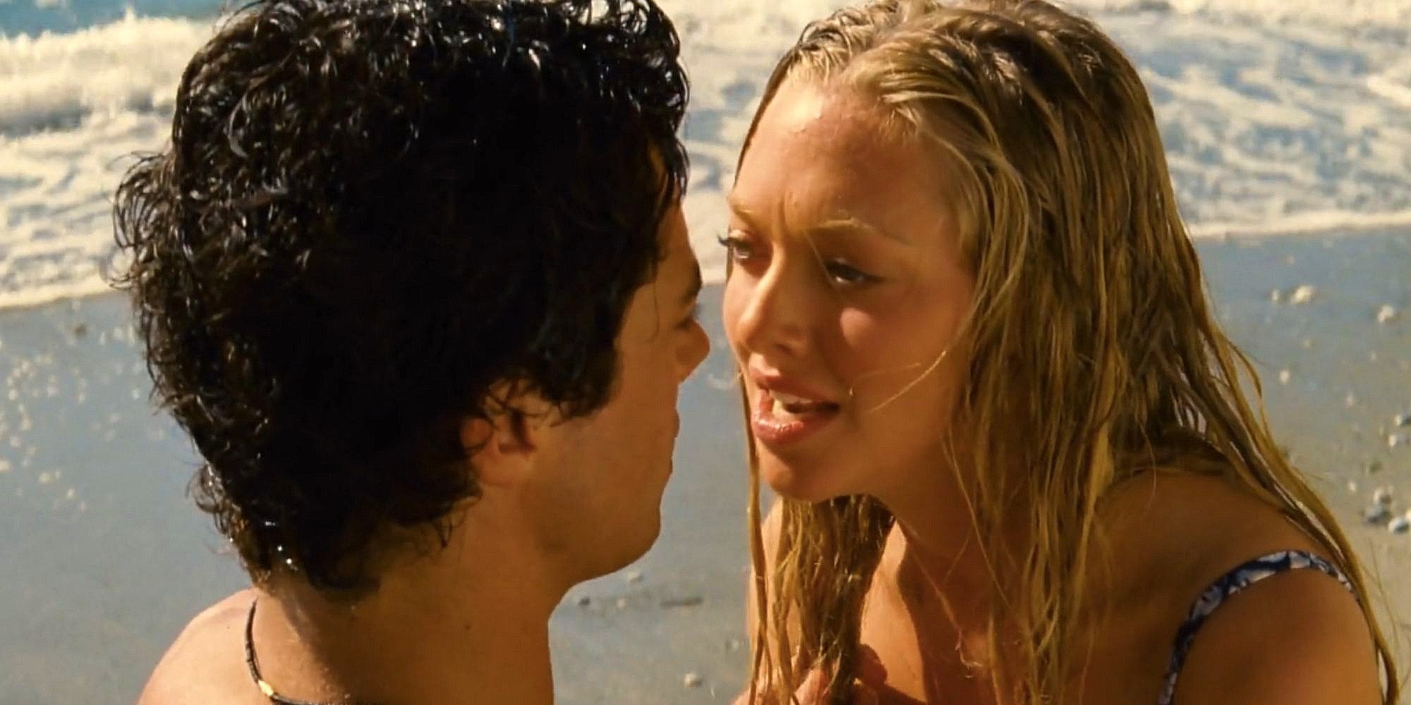 Dominic Cooper and Amanda Seyfried singing Lay All Your Love On Me in Mamma Mia