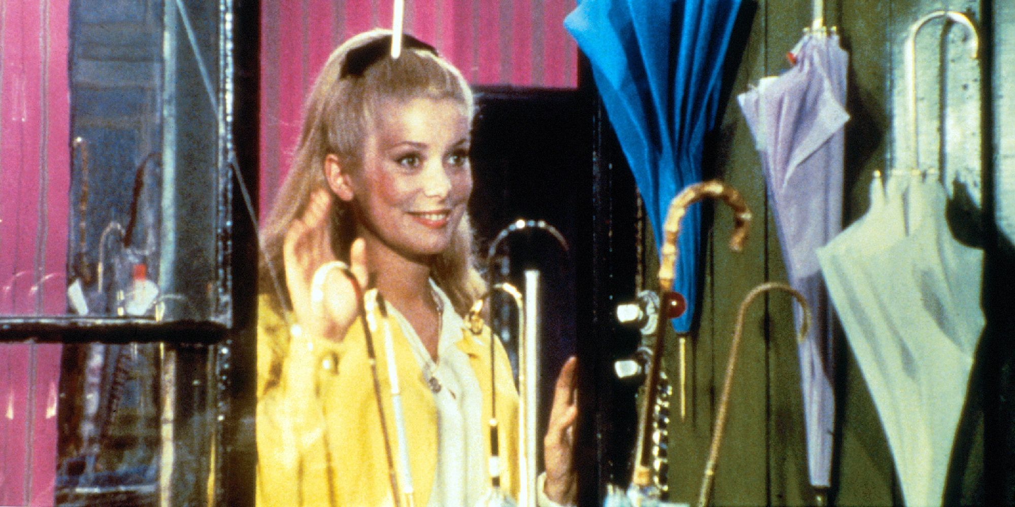 Les Parapluies de Cherbourg réalisé par Jacques Demy