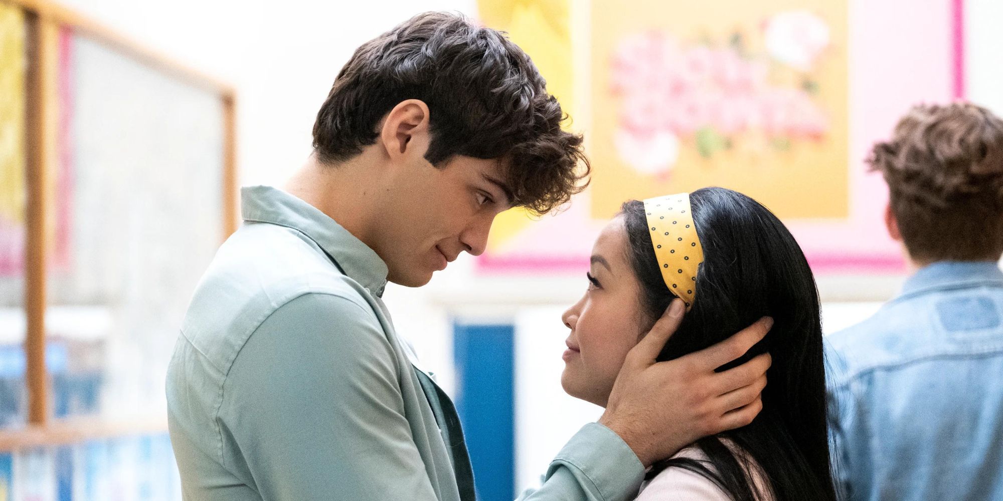 Lana Condor and Noah Centineo as Peter and Lara from To All the Boys I've Loved Before looking into each other's eyes