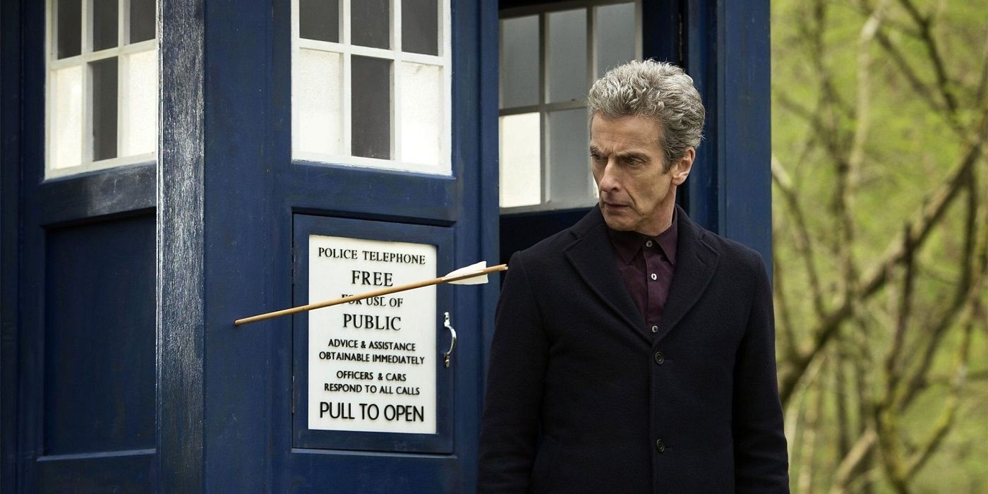 doctor-who-peter-capaldi-the-doctor-staring-at-an-arrow-featured