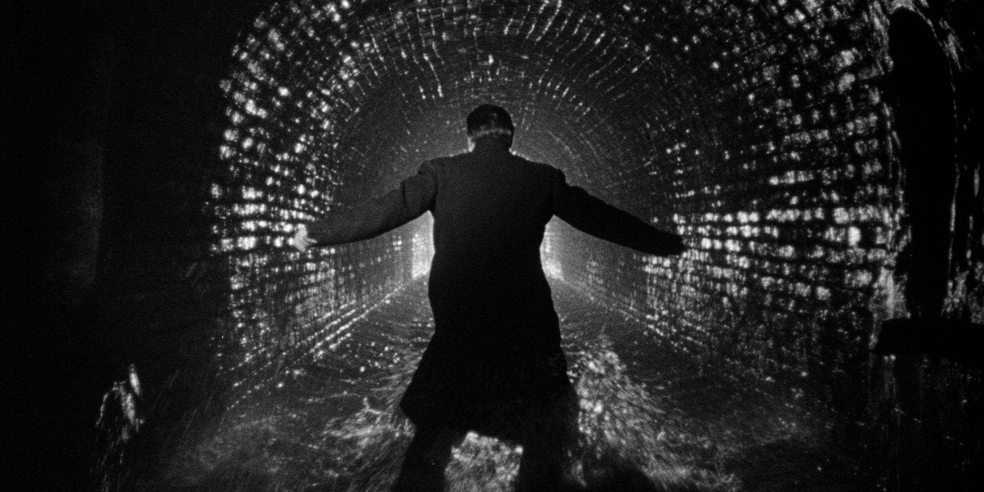 A desperate man in an empty tunnel in the film The Third Man