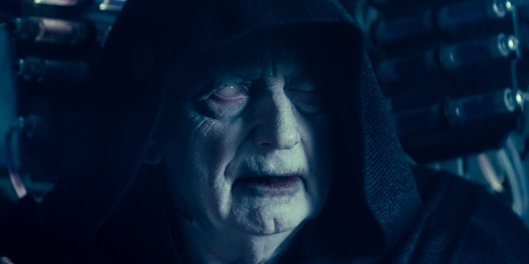 Ian Mcdiarmid as Emperor Palpatine returning in 'The Rise of Skywalker'