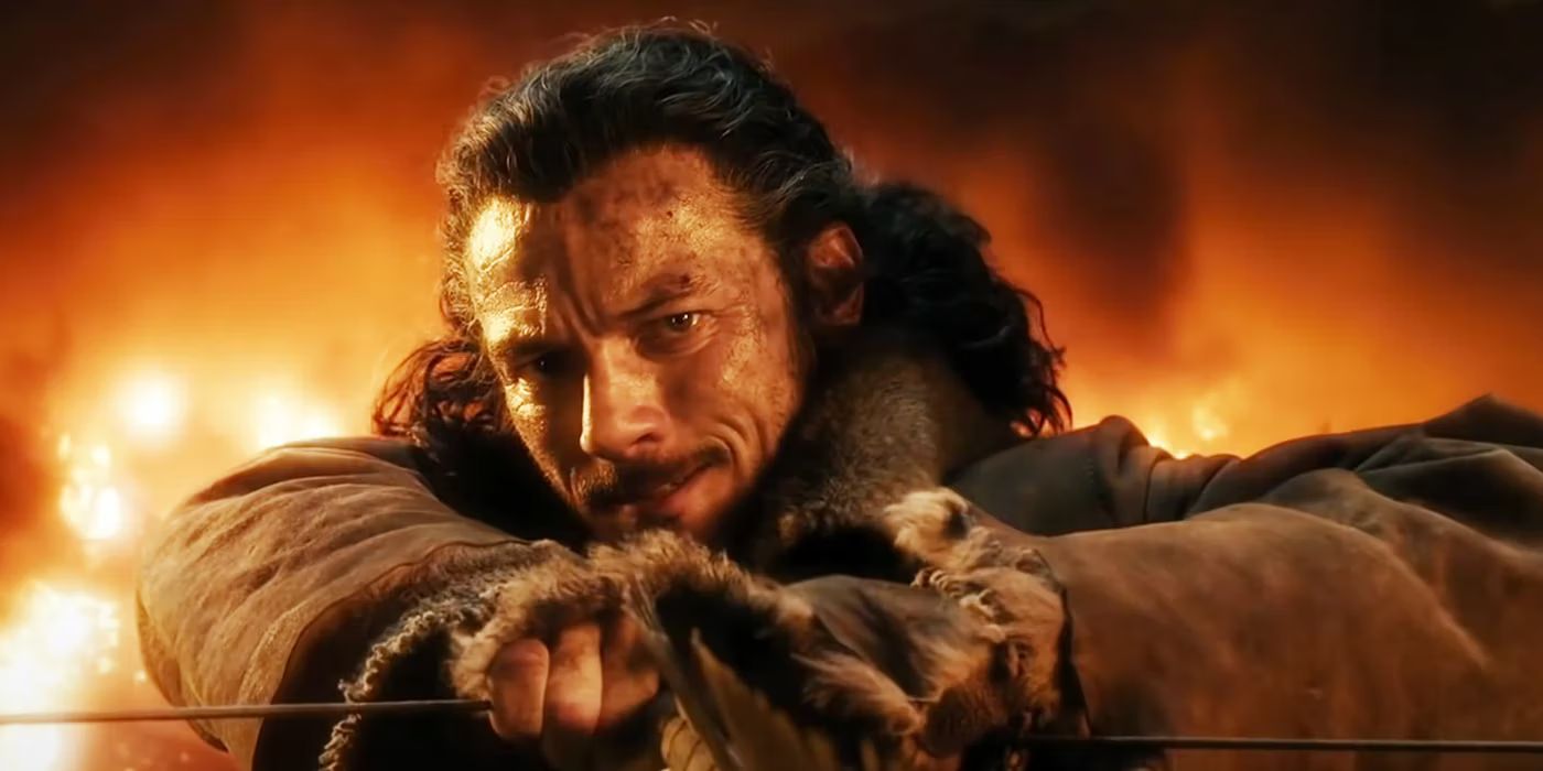 Bard preparing to fire the black arrow in The Hobbit: The Battle of The Five Armies