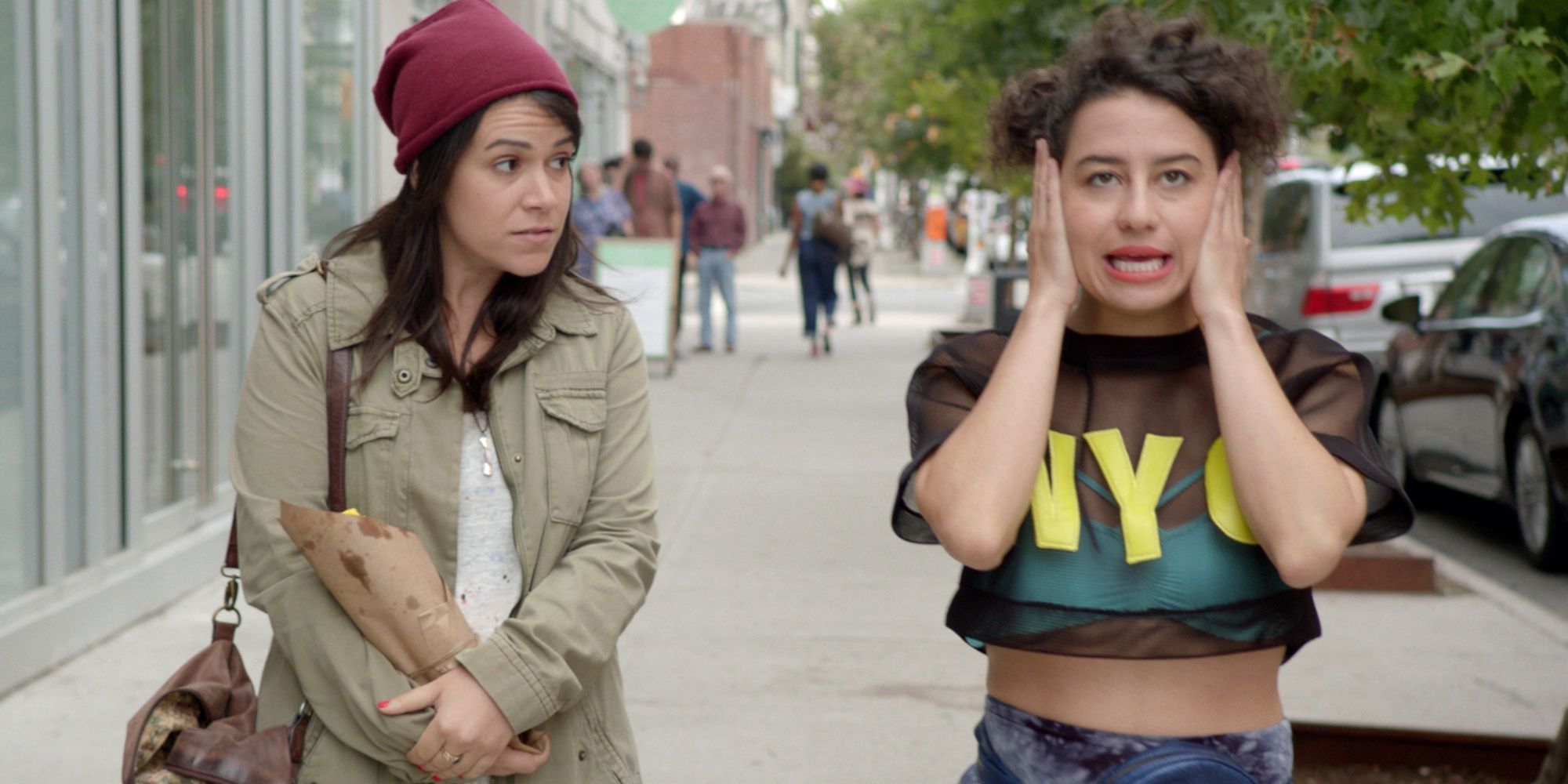 Abbi and Ilana walking down the street in Broad City