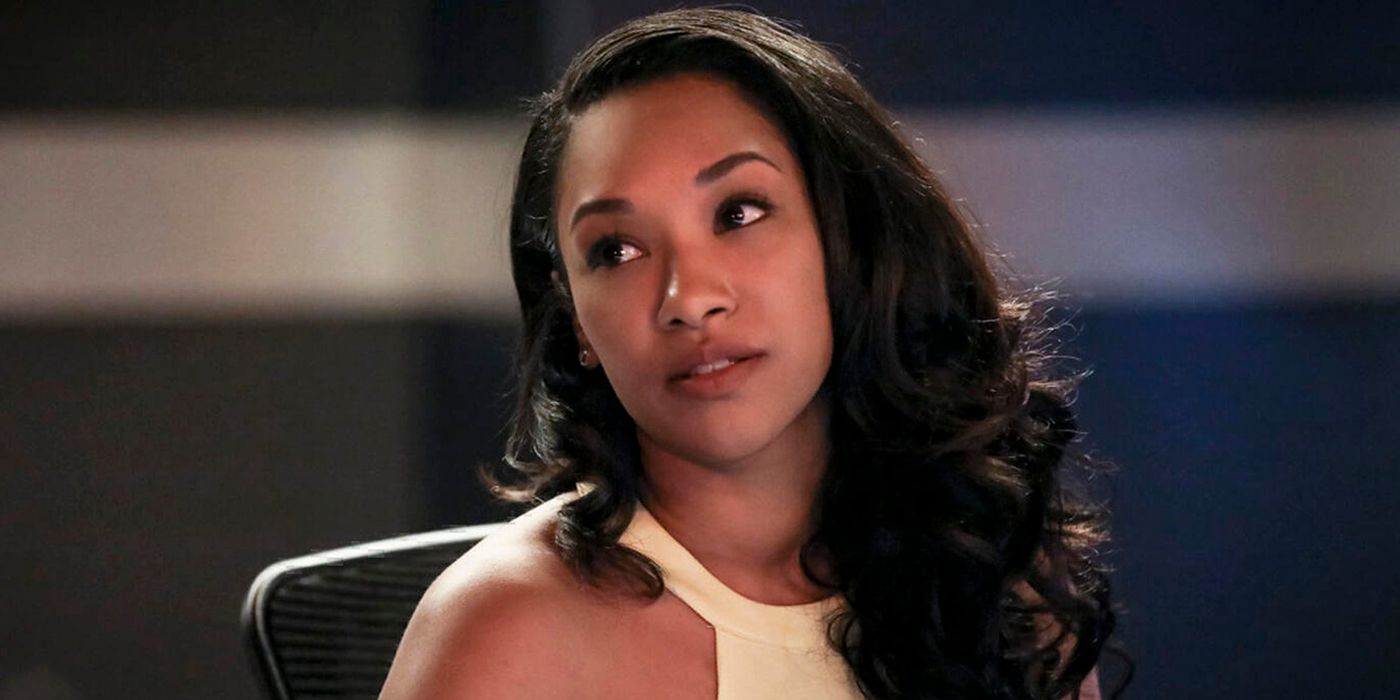 candice patton the flash social featured