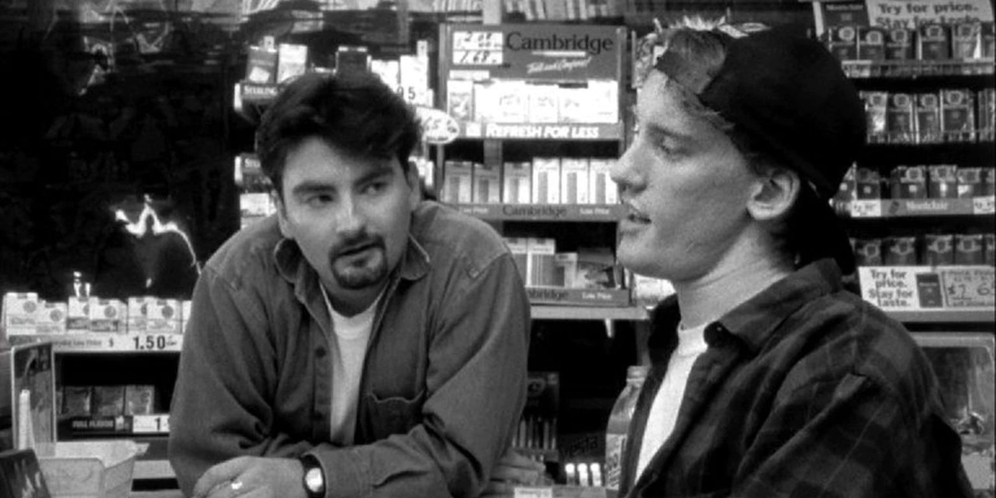 Dante Hicks, played by Brian O'Halloran, and Randal Graves, played by Jeff Anderson, talk in 'Clerks'.