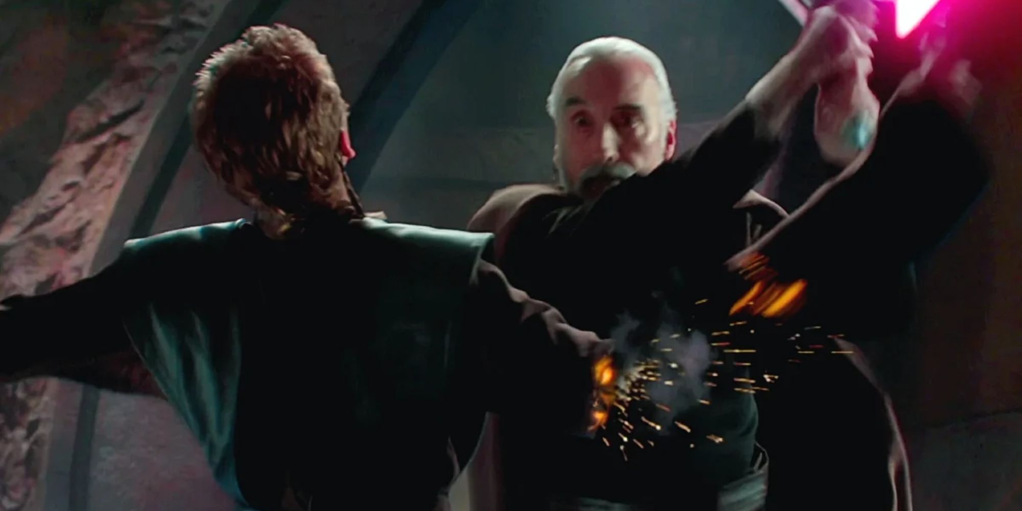 Dooku cuts off Anakin's arm 