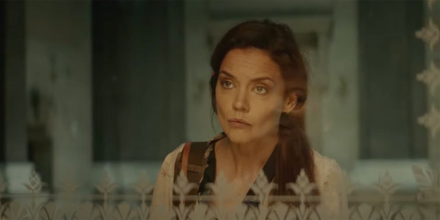 Alone Together Trailer Has Katie Holmes Falling in Love in the Pandemic