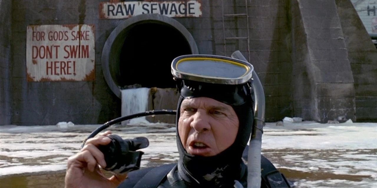 Naked Gun 2, Best and Worst Leslie Nielsen spoofs, Sewage, Swimsuit, disgusted