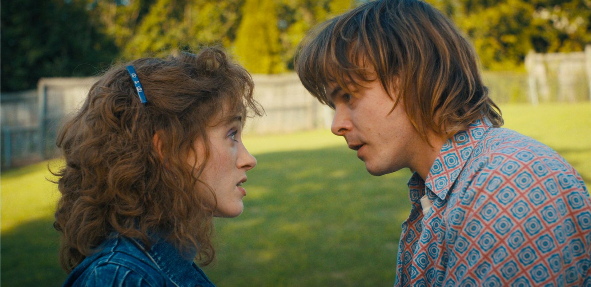 Cosas más extrañas 4 Natalia Dyer Charlie Heaton