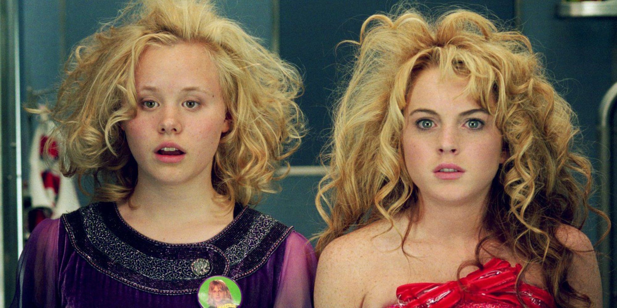 Alison Pill and Lindsay Lohan in Confessions of a Teenage Drama Queen.