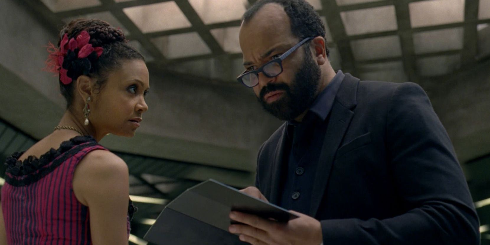 westworld the well tempered clavier maeve and bernard jeffrey wright thandie newton