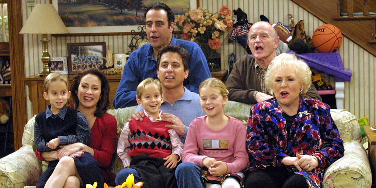 9 Most Dysfunctional TV Families That Make Our Family Feel Normal