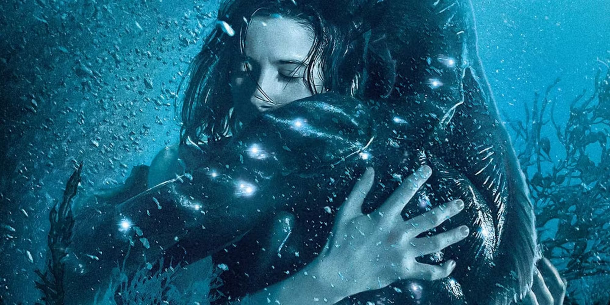 Elisa hugging the Amphibian Man in 'The Shape of Water'