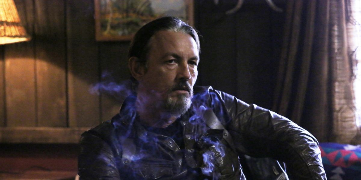 Tommy Flanagan de « Sons Of Anarchy » rejoint Russell Crowe dans « Sleeping Dogs »