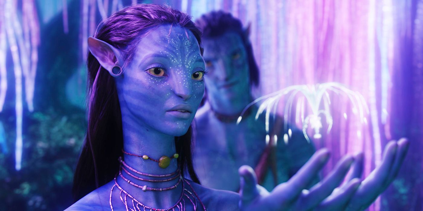 Zoe Saldana interpreta Neytiri em Avatar
