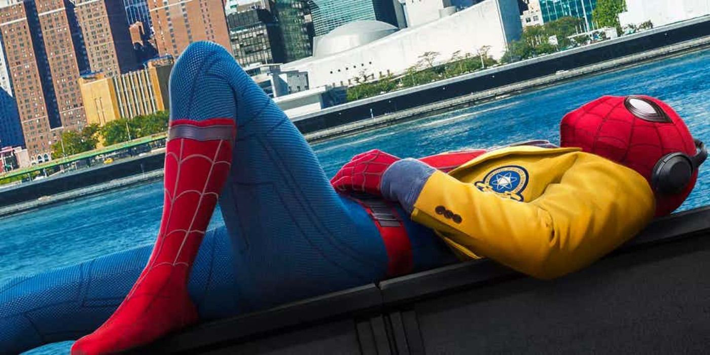 Tom Holland as Spider-Man chills out in New York in Spider-Man: Homecoming (2017)