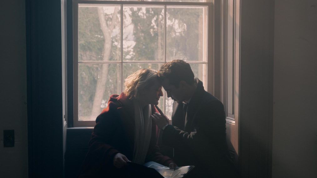 handmaids-tale-season-4-max-minghella-elisabeth-moss