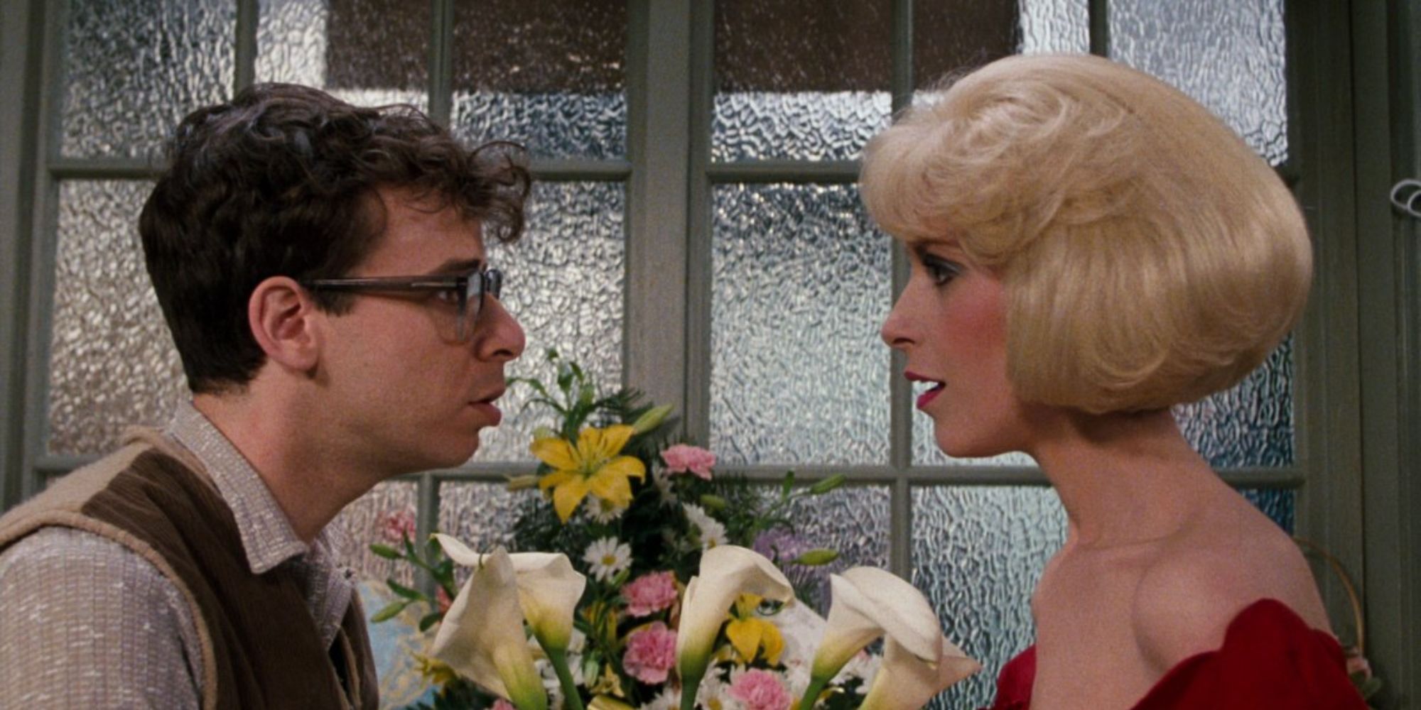 Rick Moranis as Seymour singing with Ellen Greene as Audrey in Little Shop of Horrors