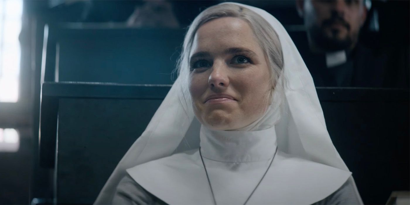 Sœur Ann fait face au patriarcat catholique dans un nouveau clip