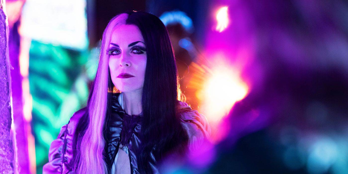 the-munsters-Sheri-Moon-Zombie-1.jpg