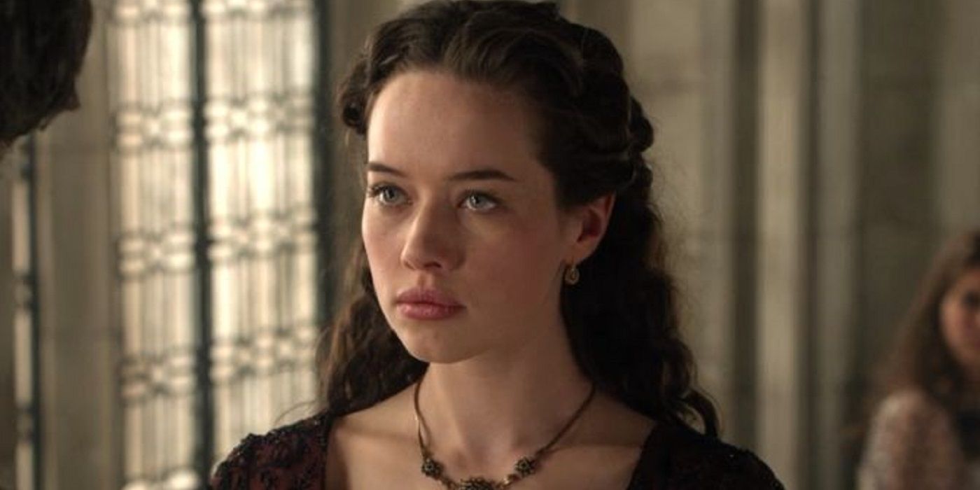 Anna Popplewell as Lady Lola in Reign