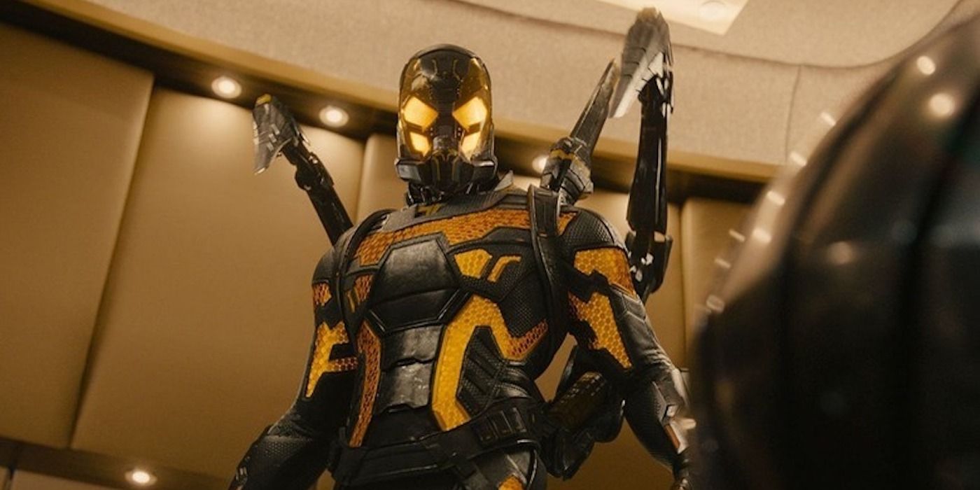 Corey Stoll en tant que Darren Cross dans le costume de Yellowjacket dans 'Ant-Man'.